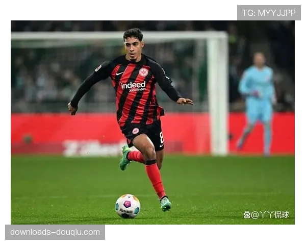 欧战资格争夺战：法兰克福憾平门兴，错失跻身前四良机